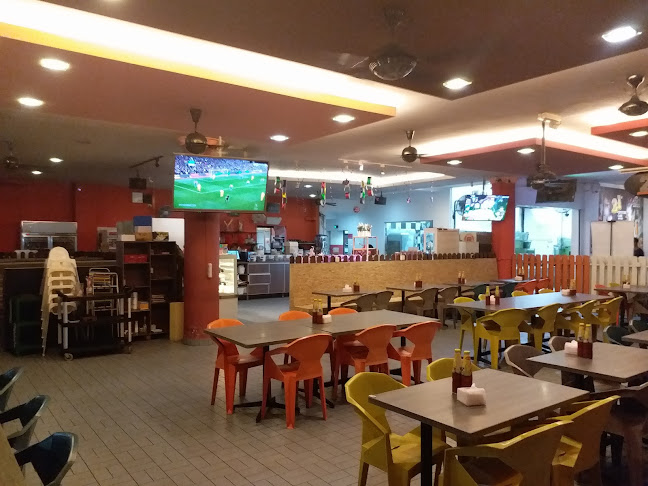 Comentarii opinii despre 21st Century Cafe