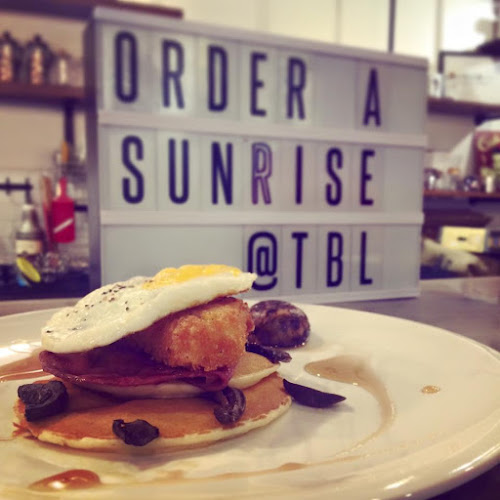 Comentarii opinii despre Teduhan Senja Cafe Sdn.Bhd