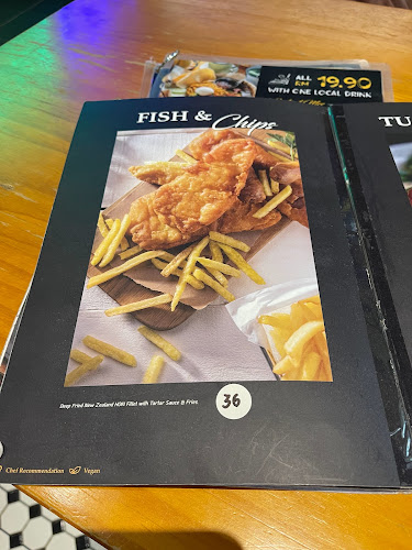 Opinii despre WE FUSION 2.0 în Kuching - Gastronomi dan perhotelan