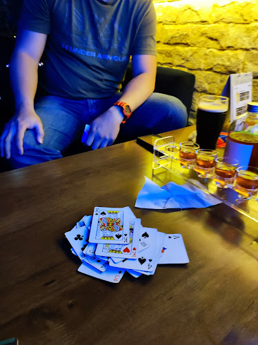 Drinkers' Paradise Bar & Bistro - Gastronomi dan perhotelan