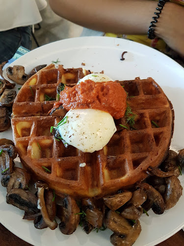 VCR Bangsar - Gastronomi dan perhotelan