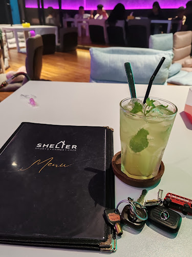 Shelter Sports & Games Cafe - Gastronomi dan perhotelan
