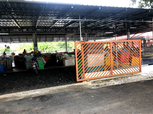 Opinii despre Pasar Awam Bagan Datuk în Bagan Datuk - Gastronomi dan perhotelan