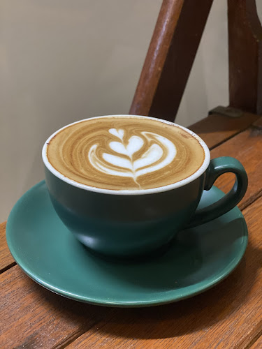 the daily bruhhh coffee and snack - Lumut