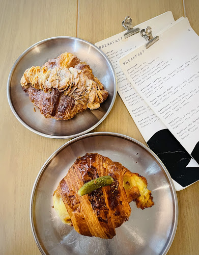 VCR Mont Kiara - Gastronomi dan perhotelan