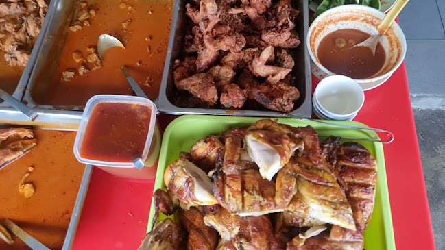 Hasimah Yoon RnR Tol Lama Slim River - Gastronomi dan perhotelan