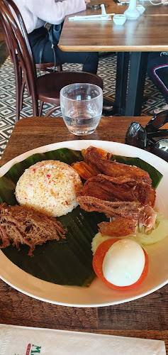 Comentarii opinii despre Madam Kwan’s Imago Mall, Sabah