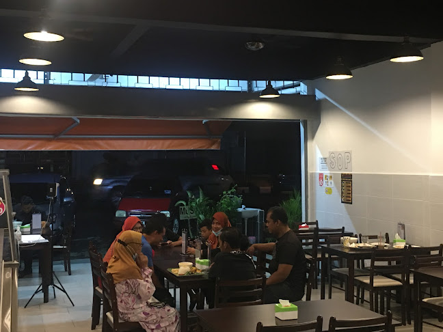 Nasi Kandar Kopi O - Gastronomi dan perhotelan