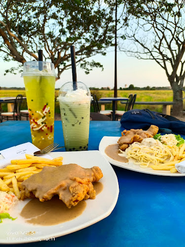 Comentarii opinii despre Makcik Cafe