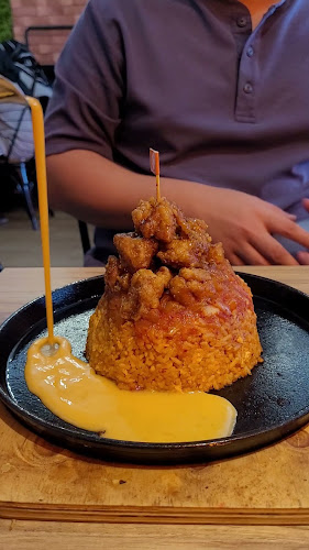 Moonalisa - Gastronomi dan perhotelan