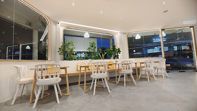 Just Bread - Flavours of Life - Gastronomi dan perhotelan