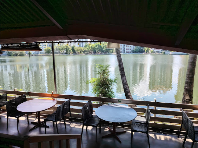 Opinii despre Crocodile Farm Seafood Village Restaurant • Pork Free în Petaling Jaya - Gastronomi dan perhotelan