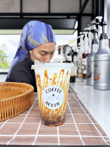 Opinii despre Coffee Bestie în Ayer Keroh - Gastronomi dan perhotelan