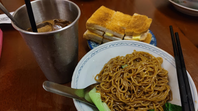 Dong Tai Kopitiam Pasir Pinji - Gastronomi dan perhotelan
