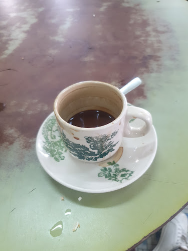 Opinii despre Kedai Kopi Taman Eng Ann 興利茶冰室 în Klang - Gastronomi dan perhotelan