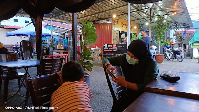 Dapur Pondok Kayu - Batu Pahat