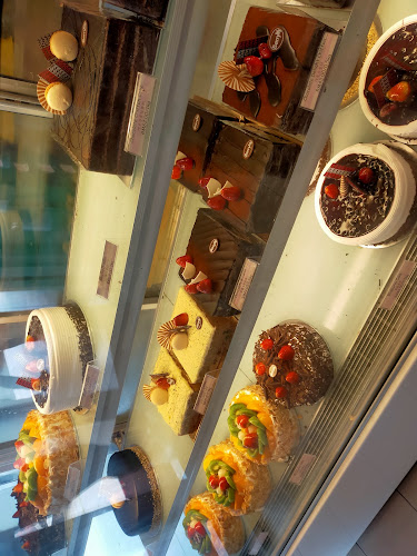 Kedai Kek Berry - Gastronomi dan perhotelan