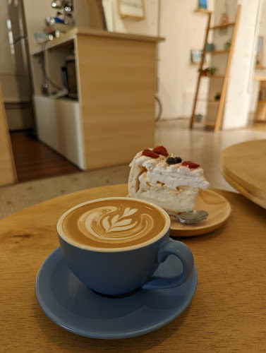 PBUY Store & DRINKÄ Coffee