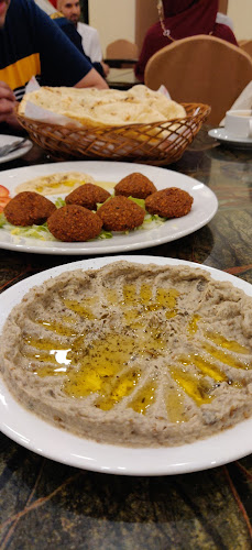 Opinii despre The Castle Restaurant în Kuala Lumpur - Gastronomi dan perhotelan