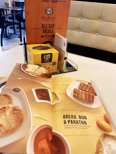 OLDTOWN White Coffee - Gaya Street - Kota Kinabalu