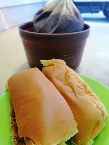 Kedai Kopi Gelanggang 球场茶餐室 - Bentong