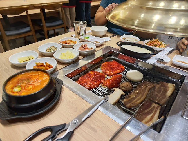 Hansang Korean Restaurant - Gastronomi dan perhotelan