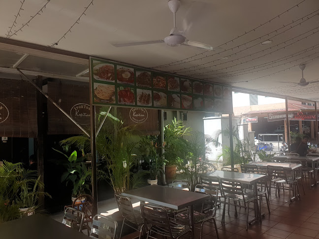 Banana Leaf Restaurant - Gastronomi dan perhotelan