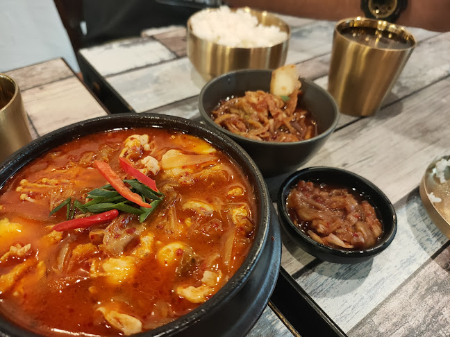 Opinii despre OmmaSón Signature Korean Cafe în Kajang - Gastronomi dan perhotelan