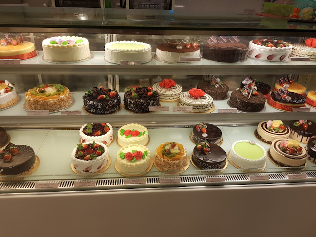 Berry's Cake House Sdn Bhd - Gastronomi dan perhotelan