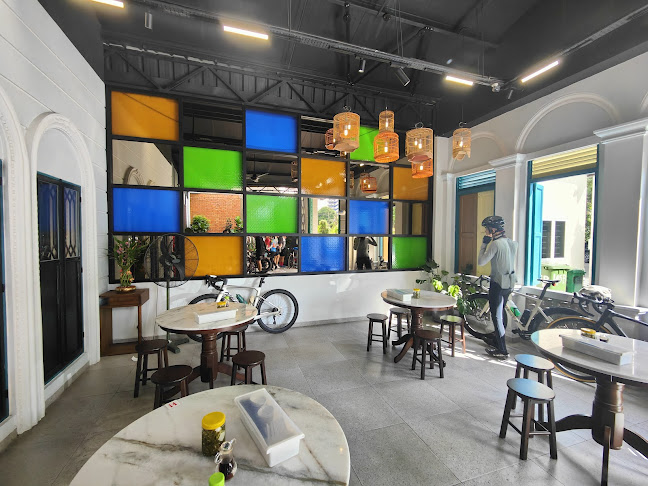 強记云吞面 (Keong Kee Recipe Restaurant) - Gastronomi dan perhotelan