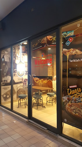 Domino's Bandar Seri Permaisuri - Gastronomi dan perhotelan