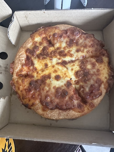 Pizza Hut Delivery Damansara Perdana - Petaling Jaya