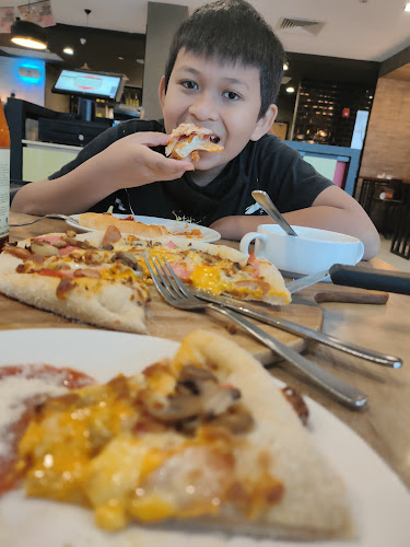 Comentarii opinii despre Pizza Hut TTDI