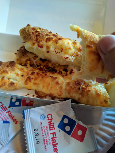 Comentarii opinii despre Domino's Pizza Kuala Ibai