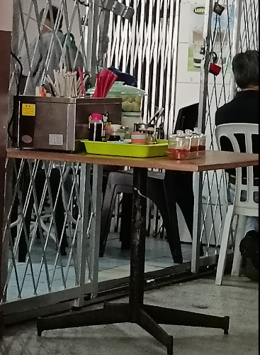 Comentarii opinii despre Yong Ho Cafe