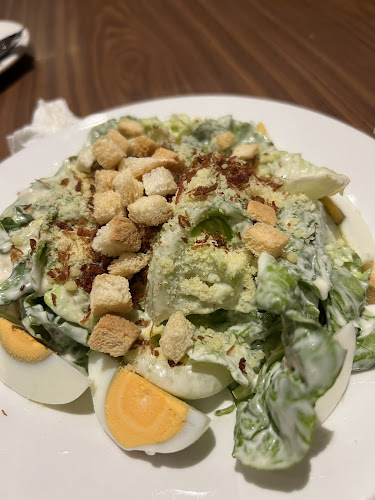 Howdy Grillhouse - Gastronomi dan perhotelan