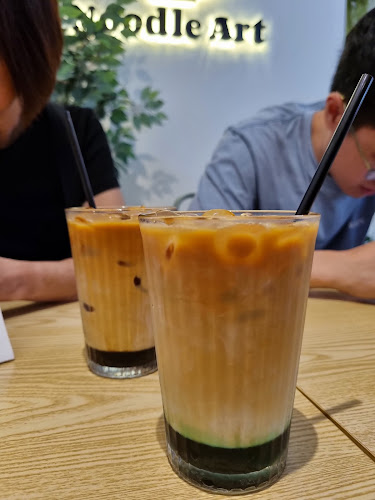 Comentarii opinii despre Noodle Art SS2