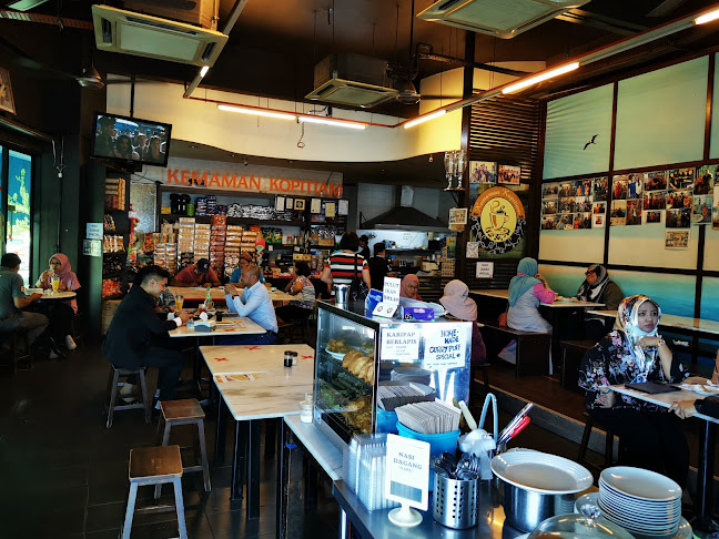Opinii despre KMK Kemaman Kopitiam în Kuantan - Gastronomi dan perhotelan