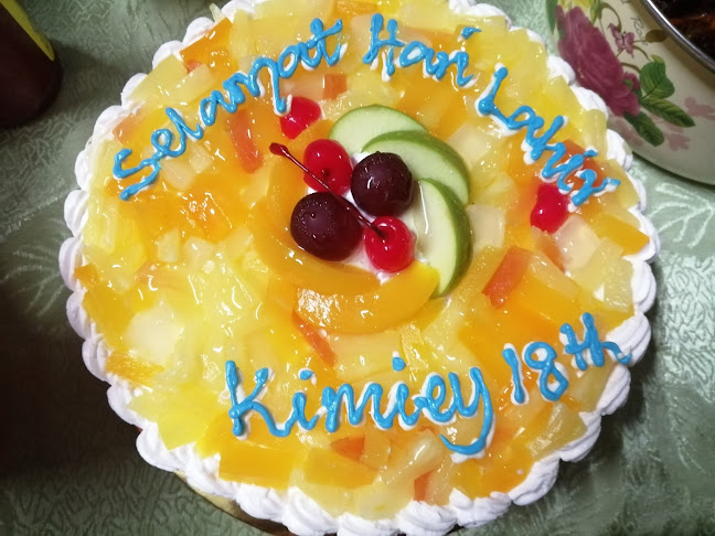 Opinii despre Kedai Kek & Roti Perling în Kota Bharu - Gastronomi dan perhotelan