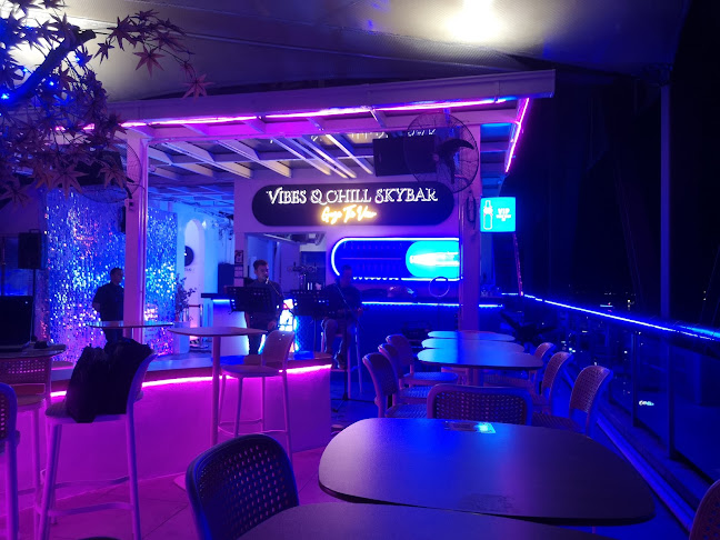 Vibes & Chill SkyBar