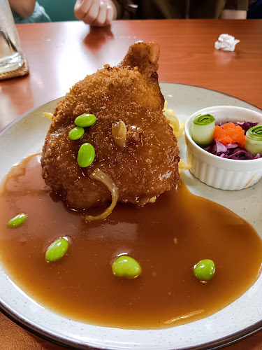 Mansion 28 - Gastronomi dan perhotelan