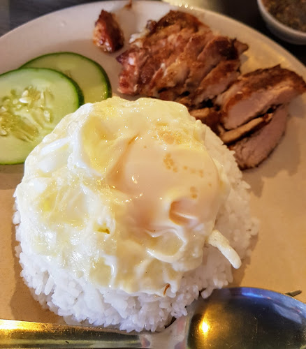 Boran (Seapark) - Classic Thai Street Food - Gastronomi dan perhotelan