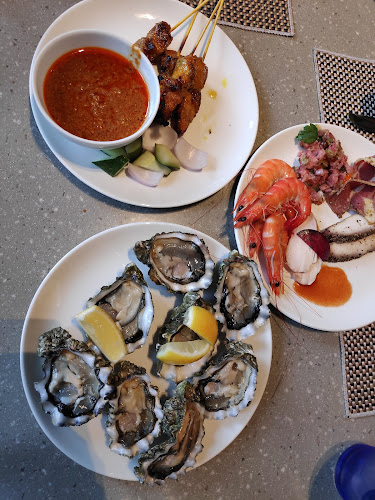 Comentarii opinii despre Nipah at EQ