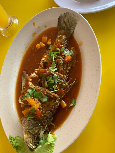 Comentarii opinii despre AMIEYRA TOMYAM