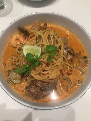 Comentarii opinii despre Mrs. Whó