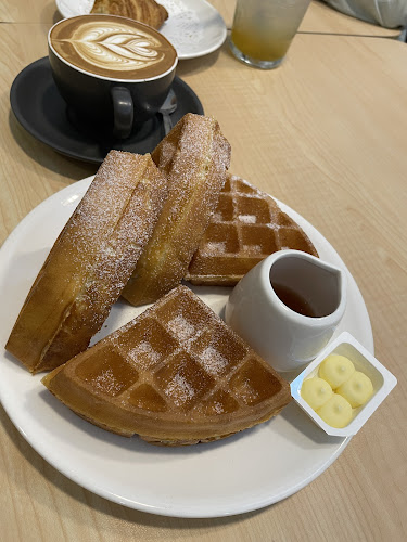 Opinii despre Feel’in Coffee Bar în Kuala Terengganu - Gastronomi dan perhotelan