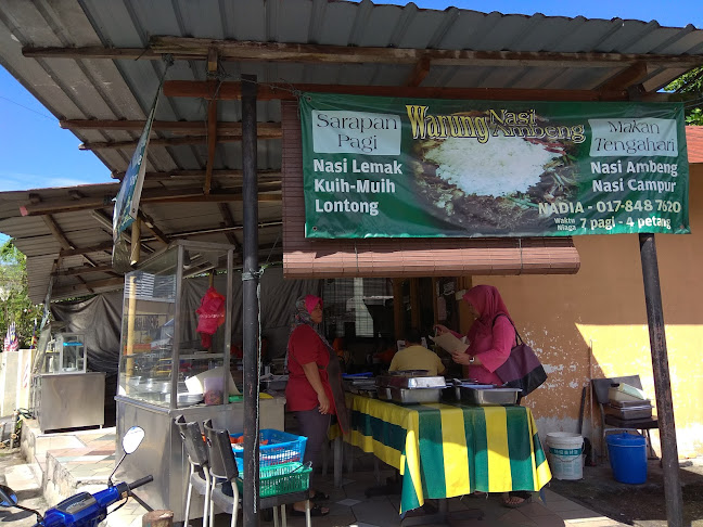 Warung Nasi Ambeng