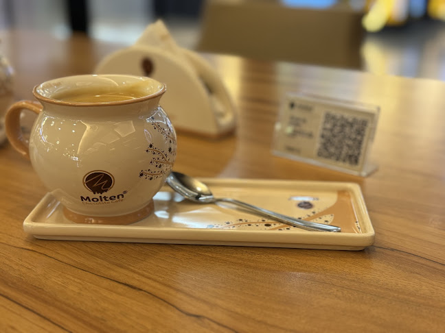 Molten Chocolate Cafe Dataran Pahlawan