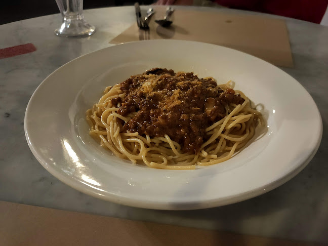 Opinii despre Magenta Restaurant în Kuching - Gastronomi dan perhotelan