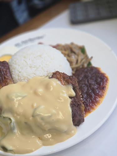 Comentarii opinii despre Peanuts Anchovies @ Waterfront Kuching